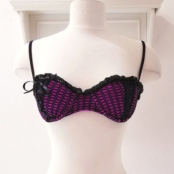 Beach Bunny Magenta & Black Fishnet Lace Corset Detail Balconette Bikini Top XS - Picture 4 of 15